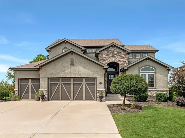 170 SW Roosevelt Rdg, Lees Summit, MO 64081