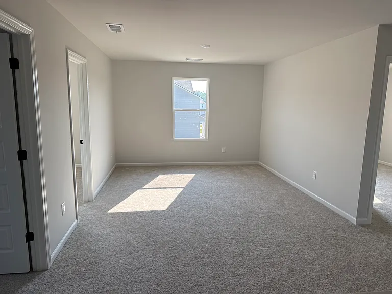 6433 Swainson St SW — Photo 10