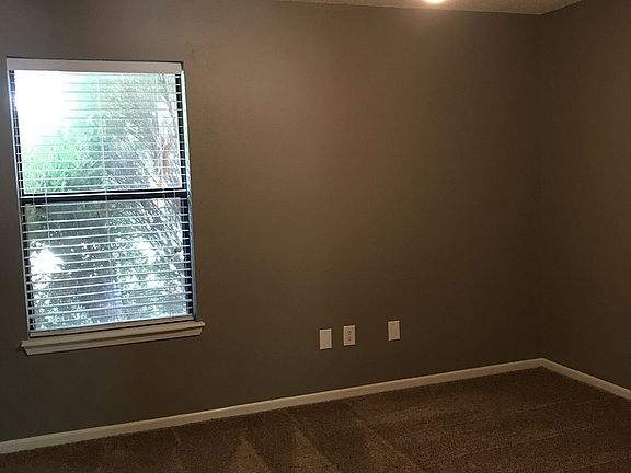 4th image of 4009 Craig Dr