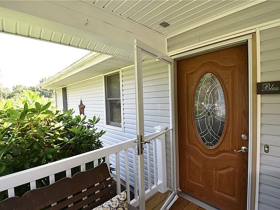 4th image of 46453 Dogwood Cir