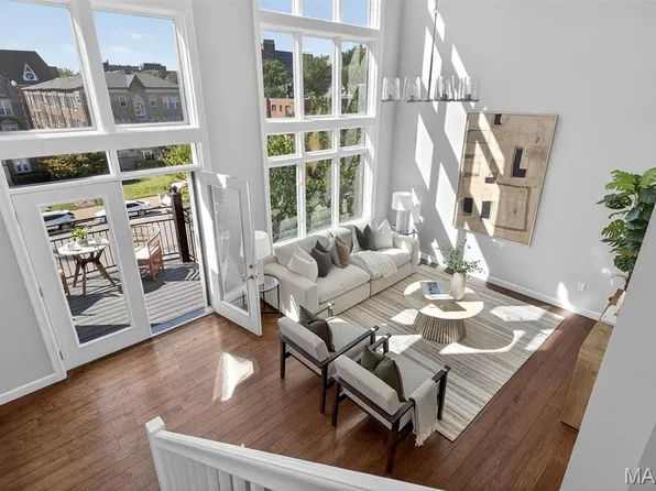 110 N Newstead Ave APT 303, Saint Louis, MO 63108