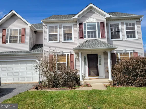 81 Crimson Ave, Taneytown, MD 21787