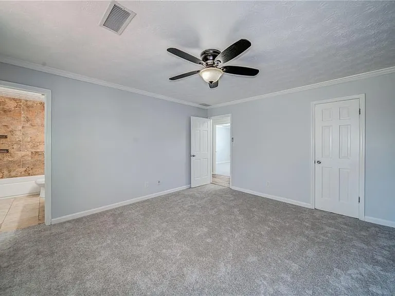 280 Winding River Dr #B — Photo 22