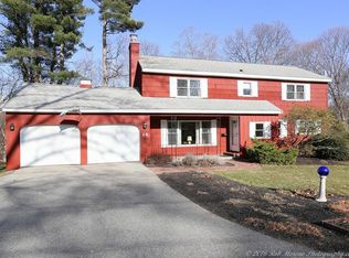 15 Shipman Rd, Andover, MA 01810