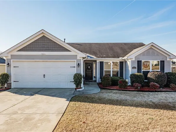 2822 Wyndham Dr, Hephzibah, GA 30815