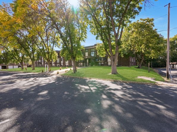 Kings Manor | 4309 Rhode Island Ave N, Minneapolis, MN