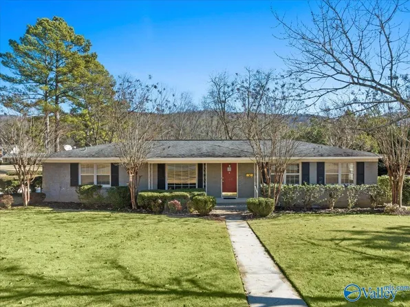 703 Desoto Rd SE, Huntsville, AL 35801
