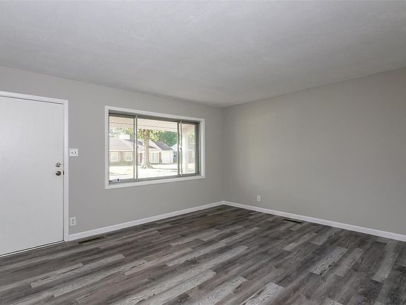 5th image of 4109 Shirley Dr