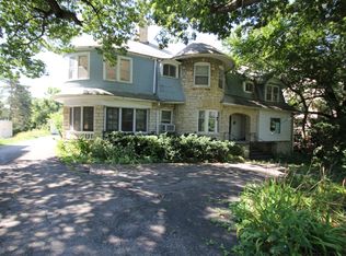 4006 Grand Ave, Des Moines, IA 50312