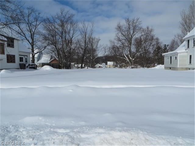 2nd image of 55 W Walnut St