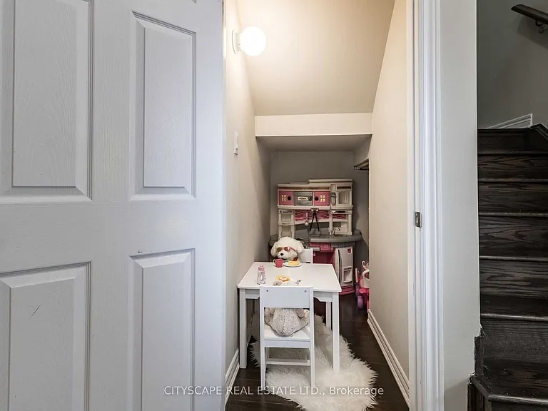 22 Rockbrook Trl — Photo 17