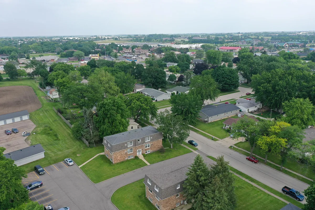 Building Photo - 2221 Fairland Dr #2