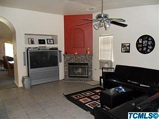 4th image of 689 Farallen Dr