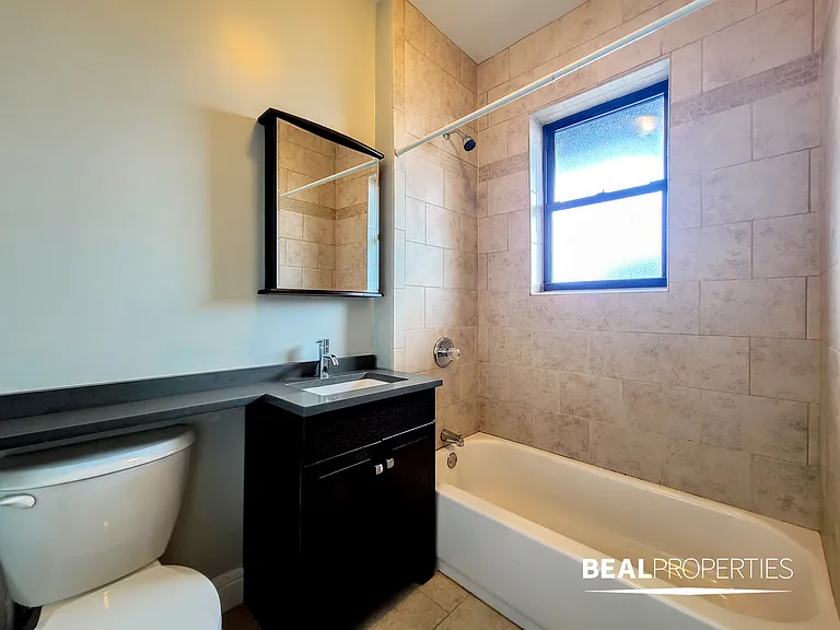 4407 N Wolcott — Photo 13