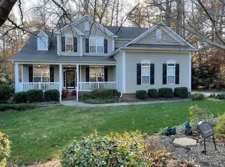 1437 Starmont Dr, Hillsborough, NC 27278