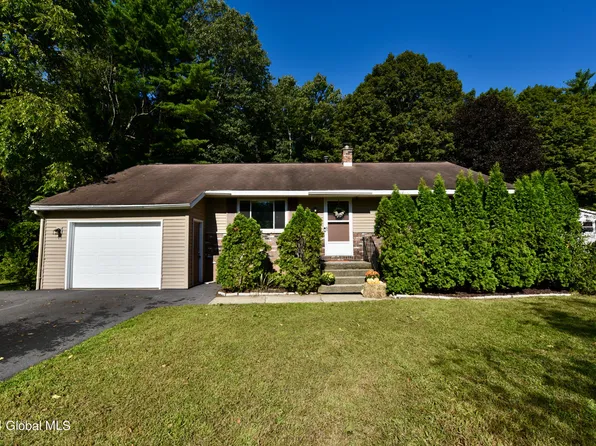 32 Meditation Way, Saratoga Springs, NY 12866