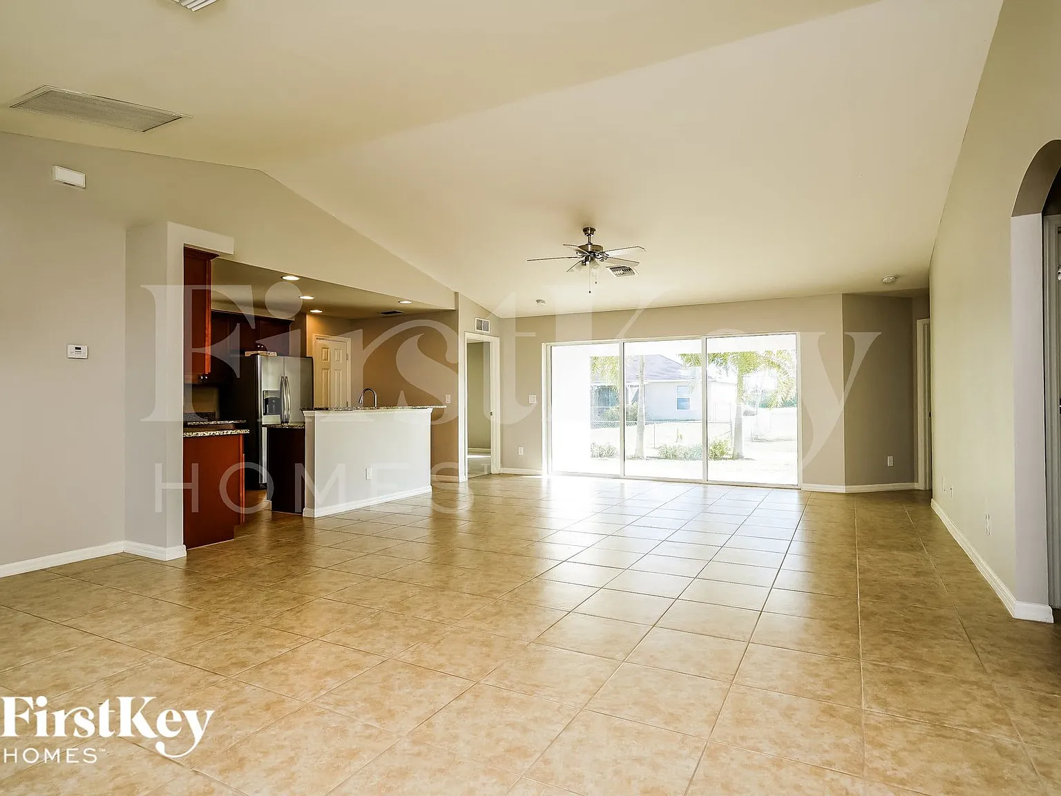 4 bed, 2.0 bath, 1829 sqft, $2,445 — Photo 3