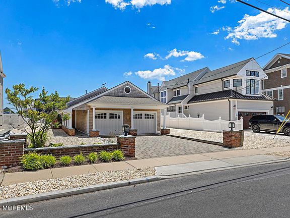 5th image of 120 Dickman Drive