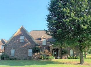 8820 Turkey Creek Dr, Olive Branch, MS 38654