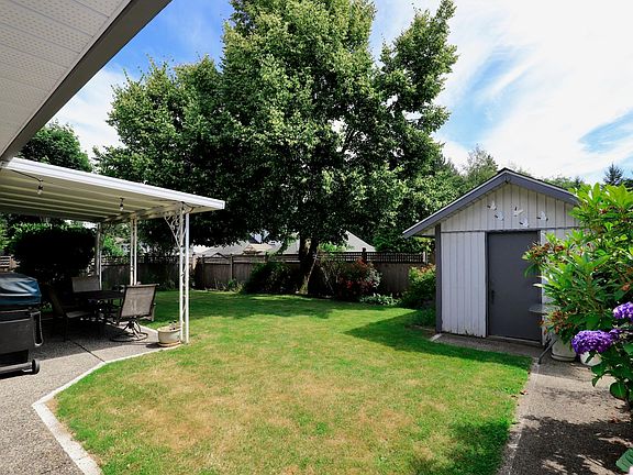 4th image of 16524 84a Ave