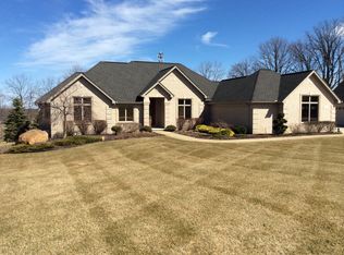 5669 Spruce Trl, Almont, MI 48003