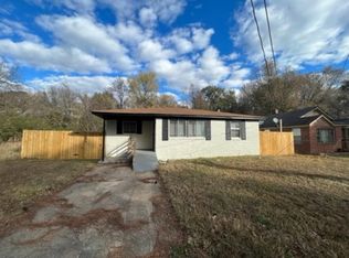 858 Eyers Rd, Memphis, TN 38109