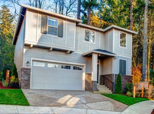 9400 SW Chopin Ln, Portland, OR 97225