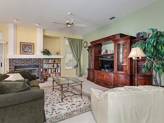 2nd image of 1322 Avenida Alvarado