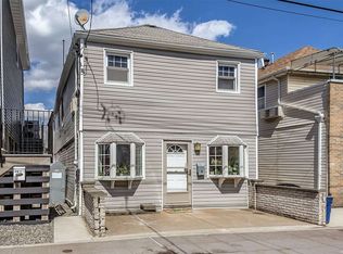 11 W 11th Rd, Broad Channel, NY 11693