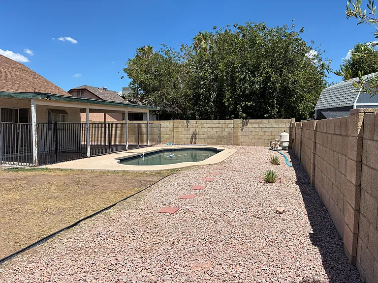 5637 W Yucca St — Photo 30
