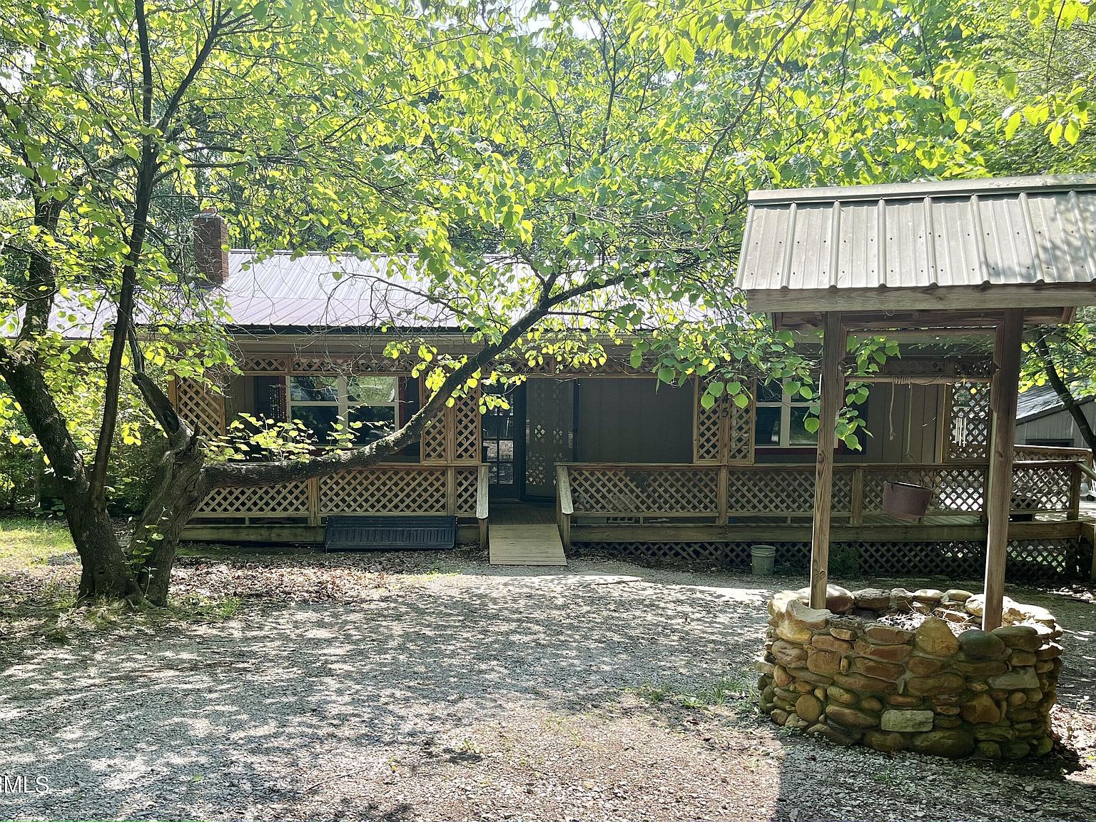 145 E Wind Ln, Jamestown, TN 38556 MLS 1228465 Zillow