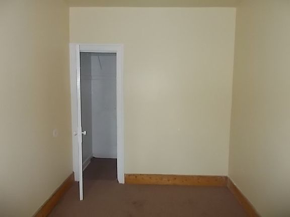 4th image of 5526 S Bishop St #1