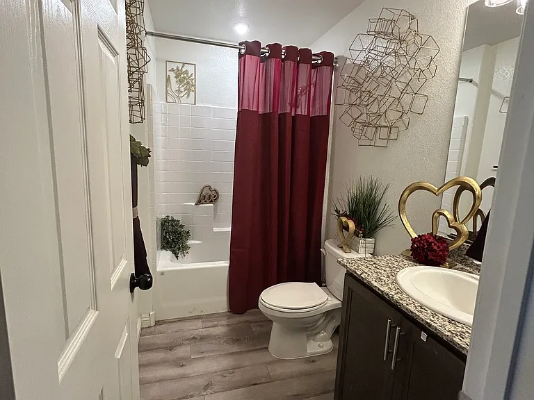 4463 Dover Straight St — Photo 9