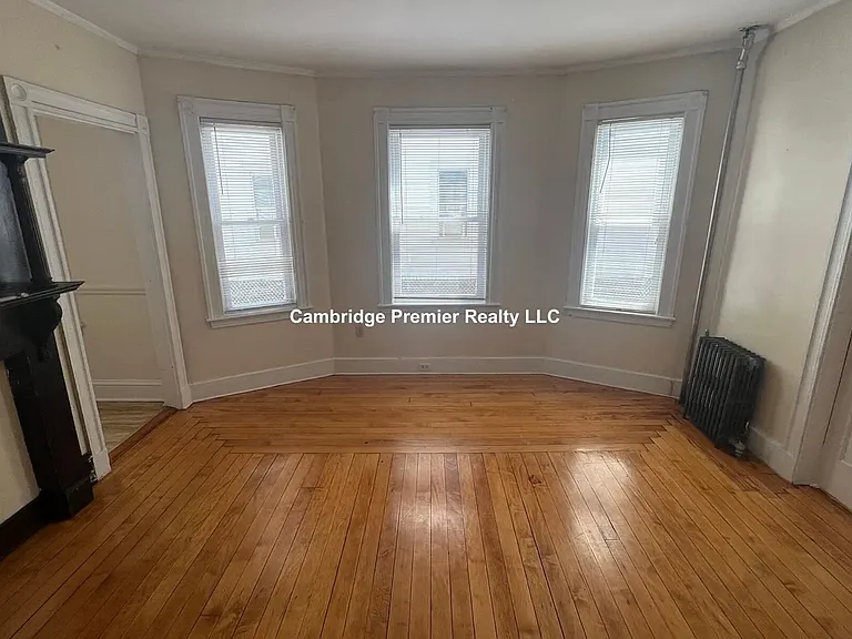 17 Rich St — Photo 2