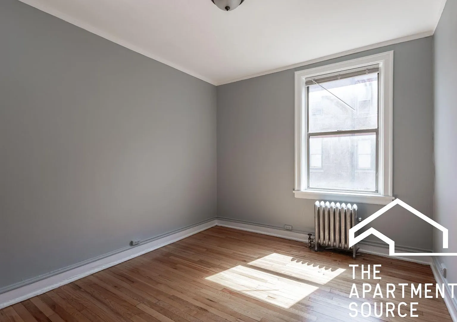 1371 West Estes Avenue #2F — Photo 4