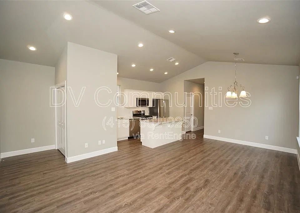 1st image of 1202 3rd St