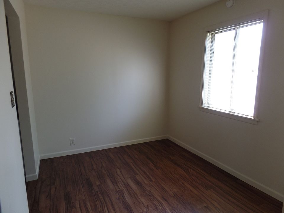 2nd image of 2901 & 2905 Poplar St #5-M-025