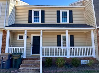 6 W Wainwright Dr, Poquoson, VA 23662
