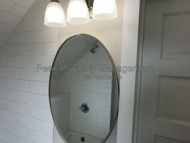 114 Lee Ave — Photo 11