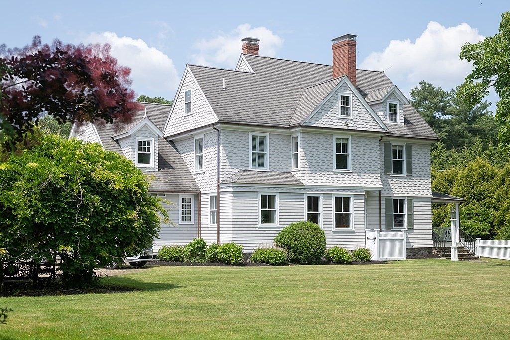 102 Wellesley St, Weston, MA 02493 MLS 73104846 Zillow