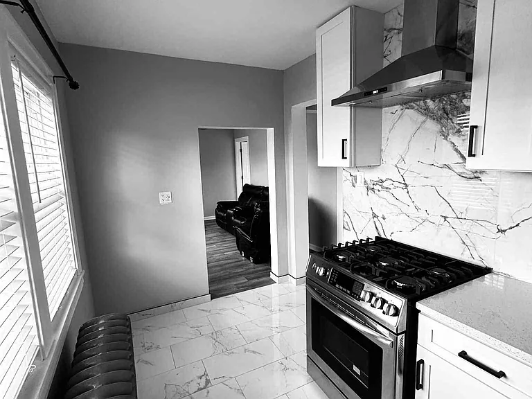 6 S Monterey Ave #2E — Photo 8