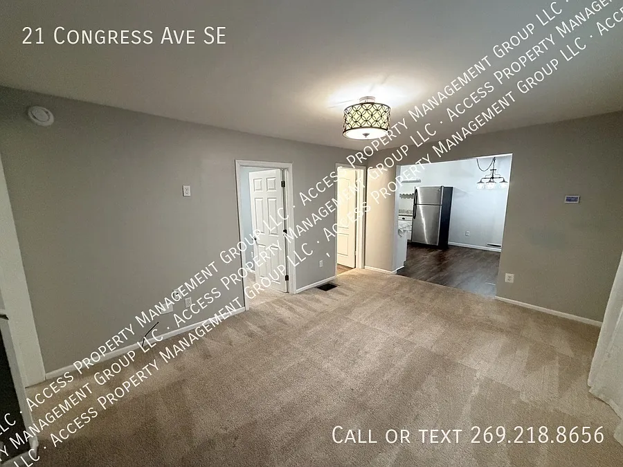 East Hills Great Looking 3 Bedroom Home — Photo 2