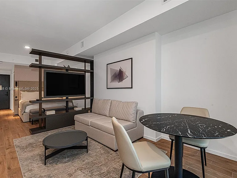 398 NE 5th St #4008 — Photo 10