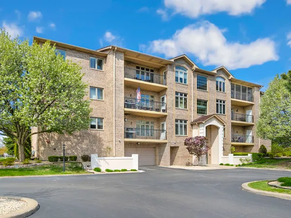 18650 Pine Lake Dr APT 1B, Tinley Park, IL 60477