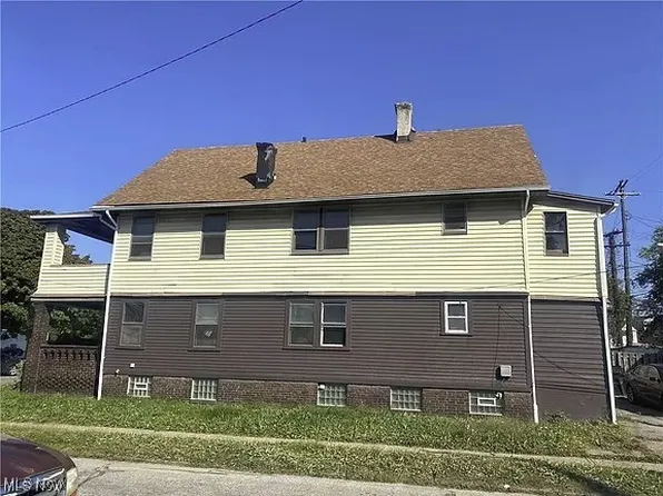 12902 Locke Ave, Cleveland, OH 44108