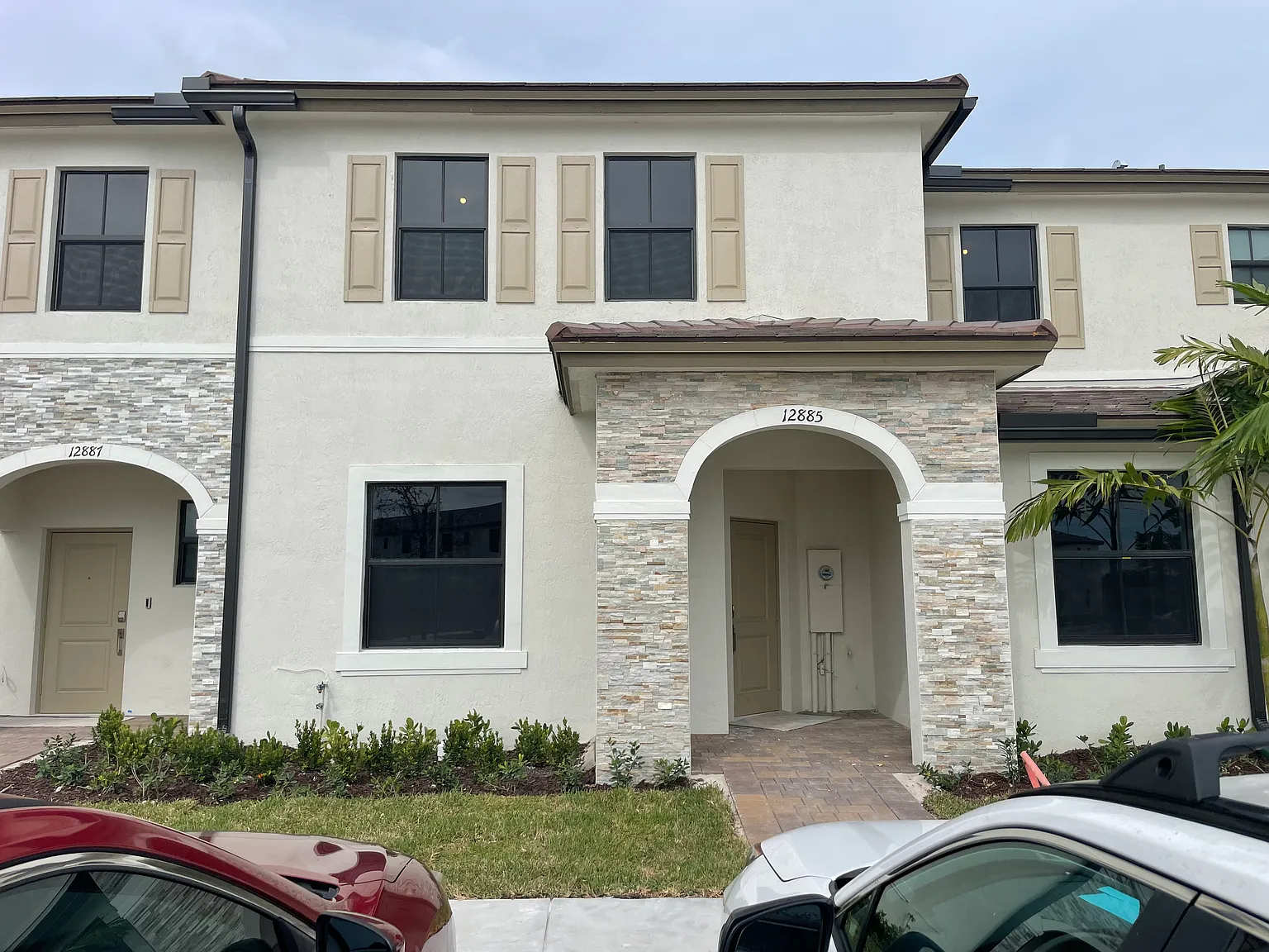 3 bed, 2.5 bath, 1668 sqft, $2,850 — Photo 1