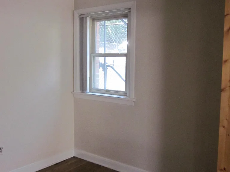 704 W 6th Ave #202 — Photo 12