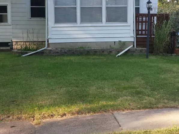 500 35th St NE, Cedar Rapids, IA 52402