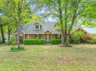 190 Westshore Dr, Wills Point, TX