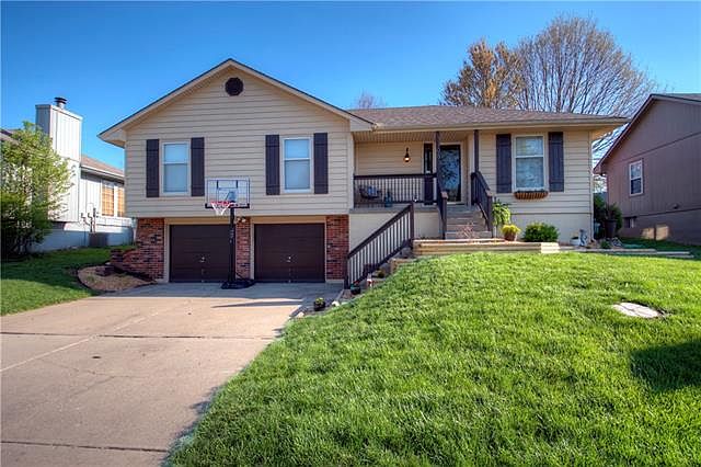 1st image of 3708 NW Hidden Pointe Dr